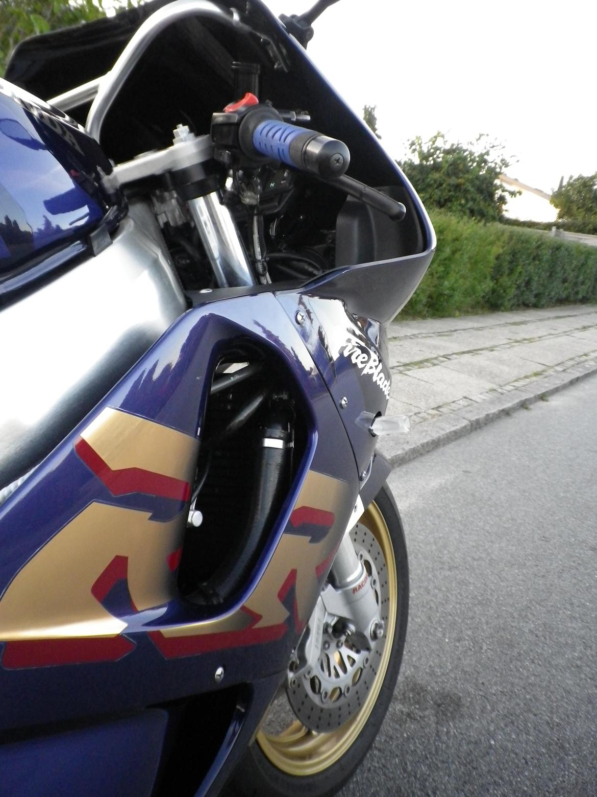 Honda Cbr 900 RR billede 8