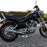 Yamaha XV 500