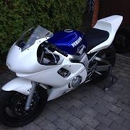 Yamaha YZF R6