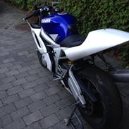 Yamaha YZF R6
