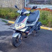 PGO G-MAX 200 (Solgt)