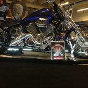 Yamaha dragstar 1100 custom