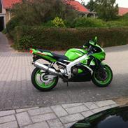 Kawasaki ZX6R