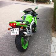 Kawasaki ZX6R