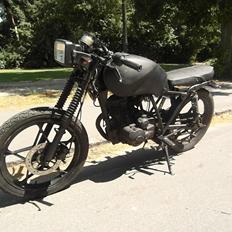 Geely JL 150-9   " Café Racer / Bobber ..ish "