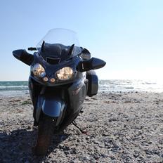 Kawasaki 1400 gtr