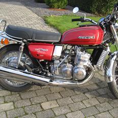 Suzuki GT750
