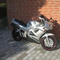 Honda VFR 750