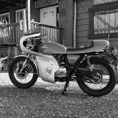 Honda CB400Four (Solgt)