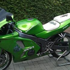 Kawasaki zx6r