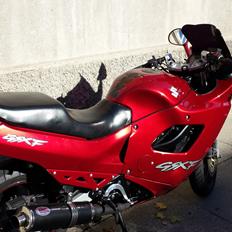Suzuki GSX 750 F