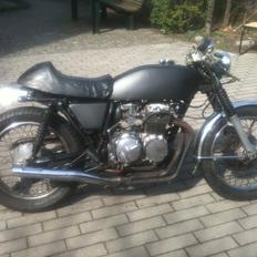 Honda CB400 Four Bobber