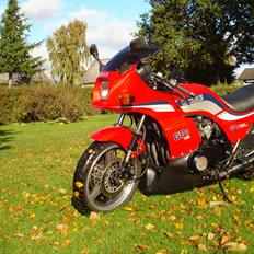 Kawasaki Kawasaki GPZ 750 **SOLGT**