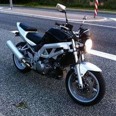 Suzuki Sv 1000 n