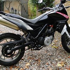 Husqvarna TR 650 Strada