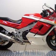 Kawasaki zx 10 Tomcat