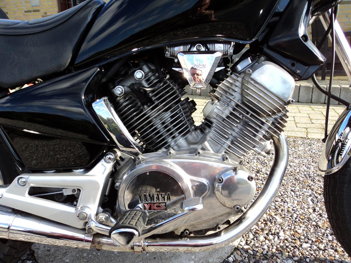 Yamaha XV 500 - Her er den rigtige v-motor med den gode lyd. billede 3