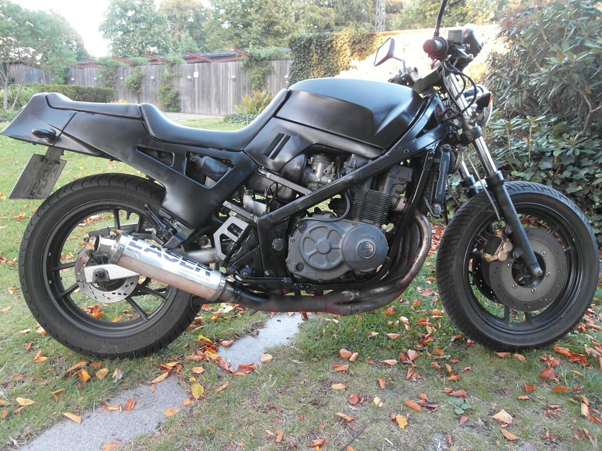 Suzuki GSX 400 Impulse X billede 14