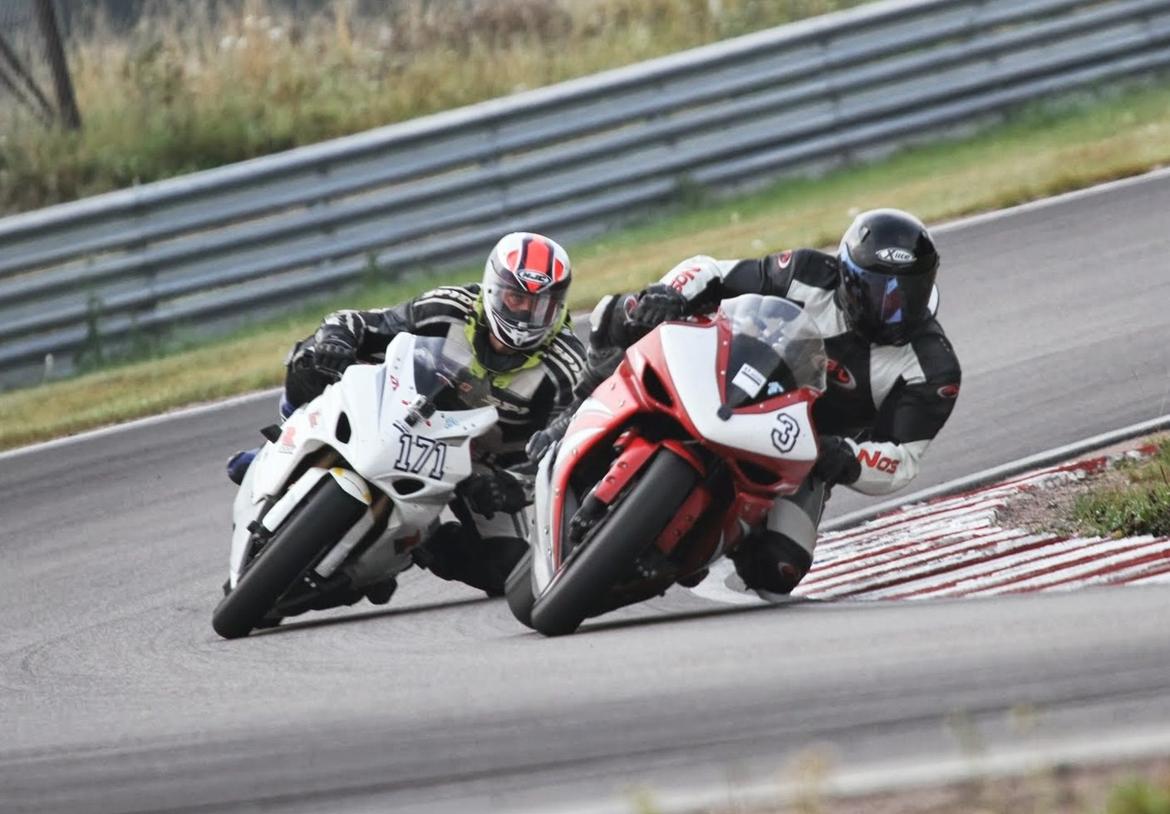 Yamaha YZF R1 >baneged< - Mantorp billede 13