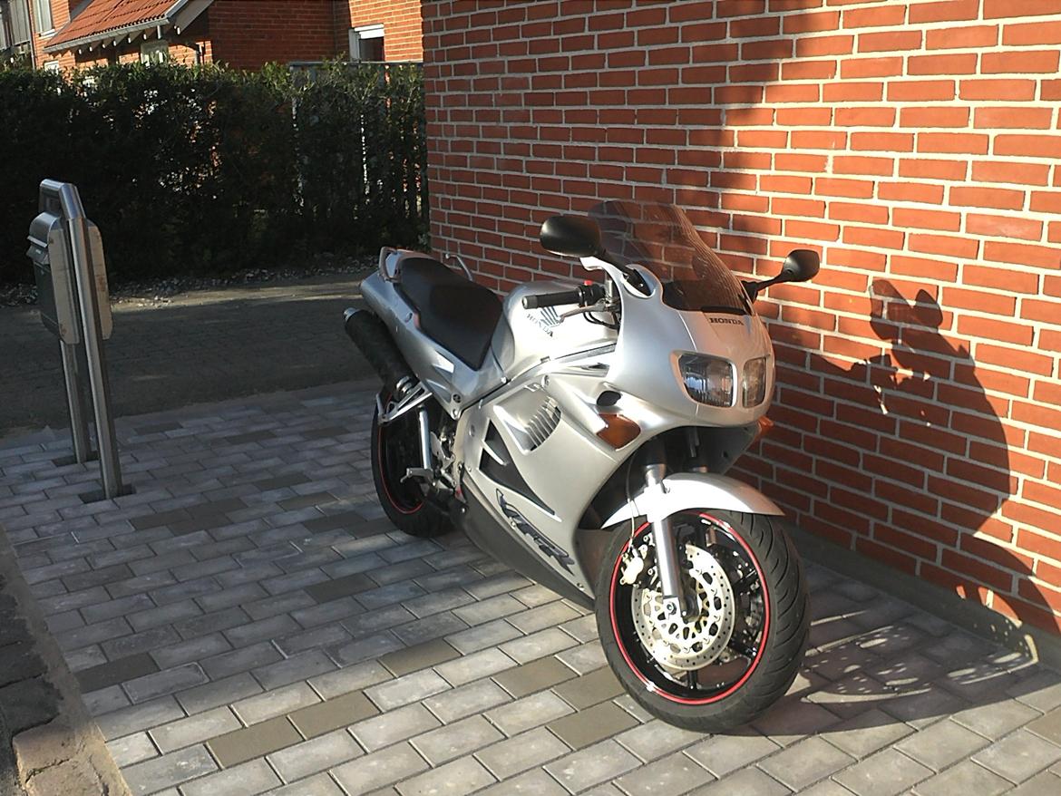 Honda VFR 750 billede 2