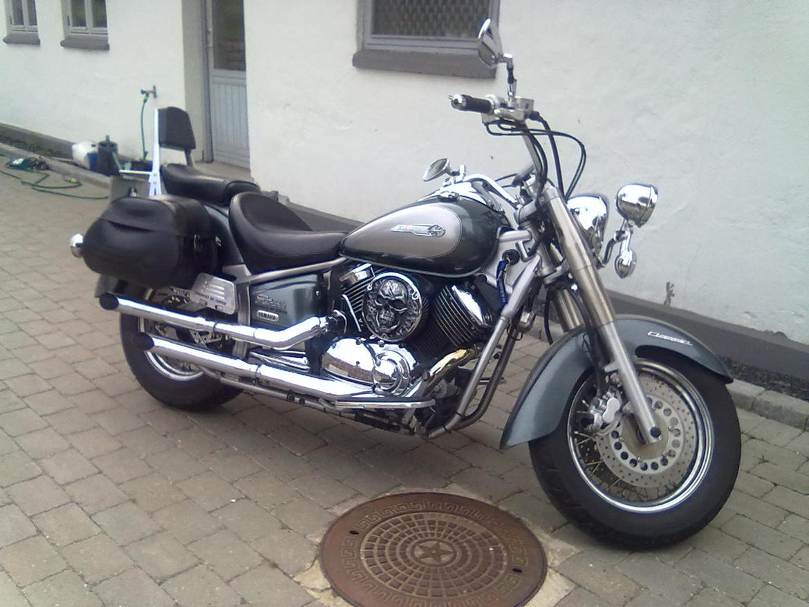 Yamaha xvs 1100 dragstar(V-star) billede 1