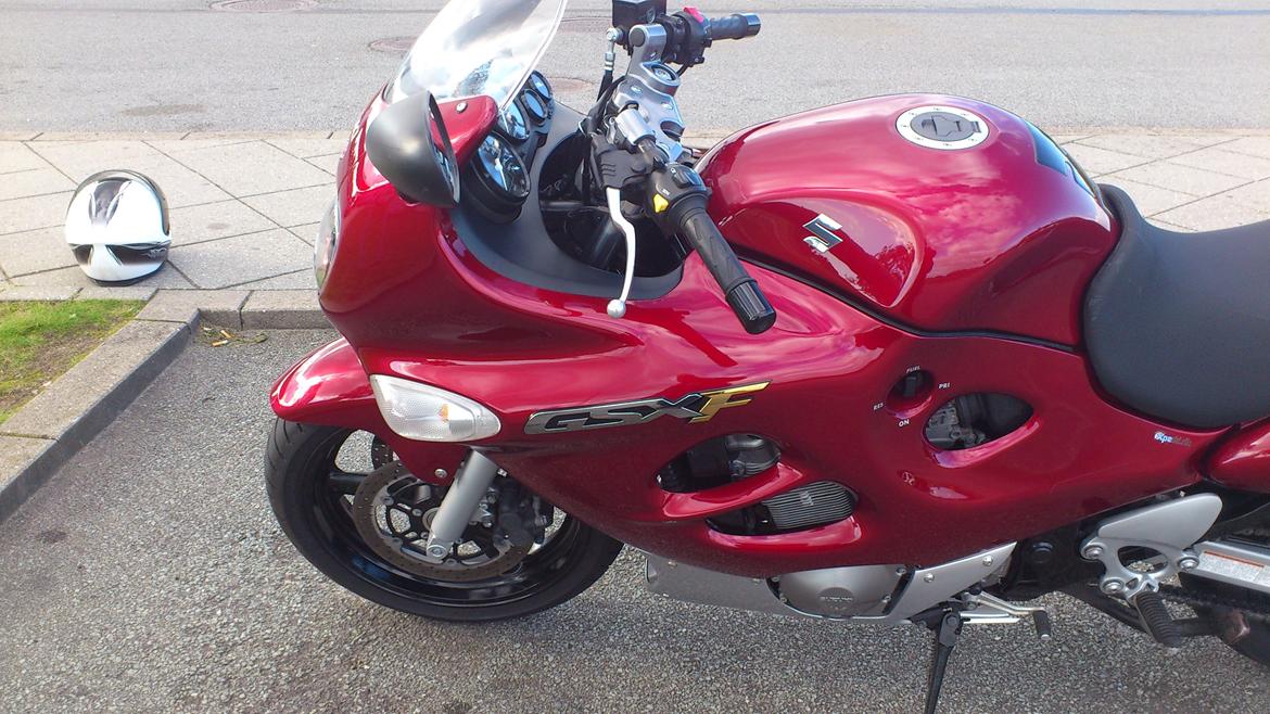 Suzuki GSX 750 F (solgt) billede 7