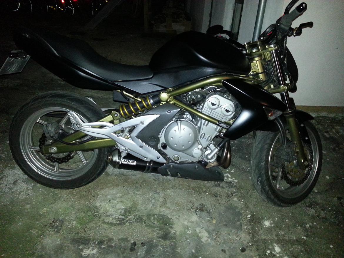 Kawasaki ER-6n billede 4