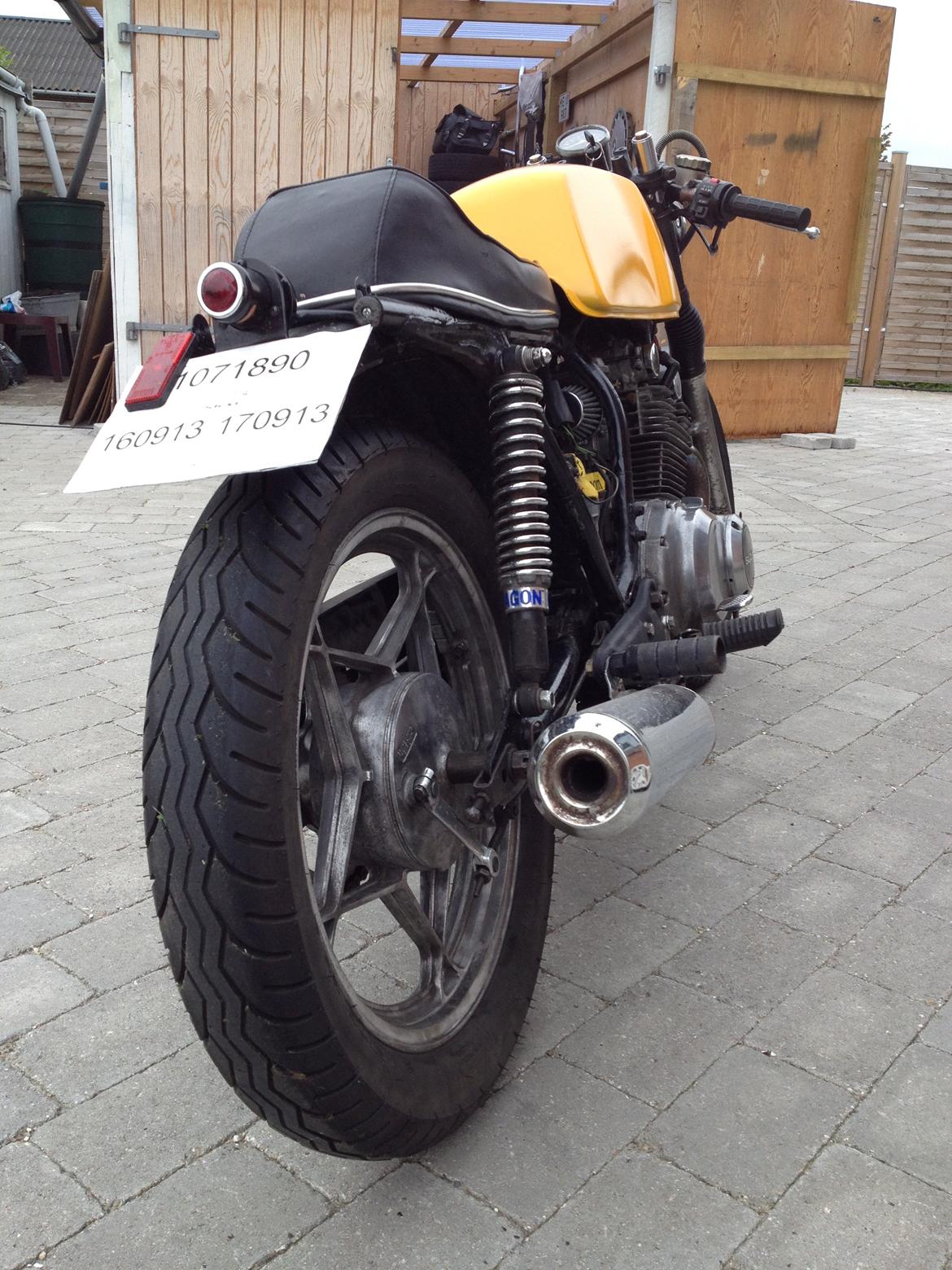 Suzuki gs 450 Cafe Racer billede 7