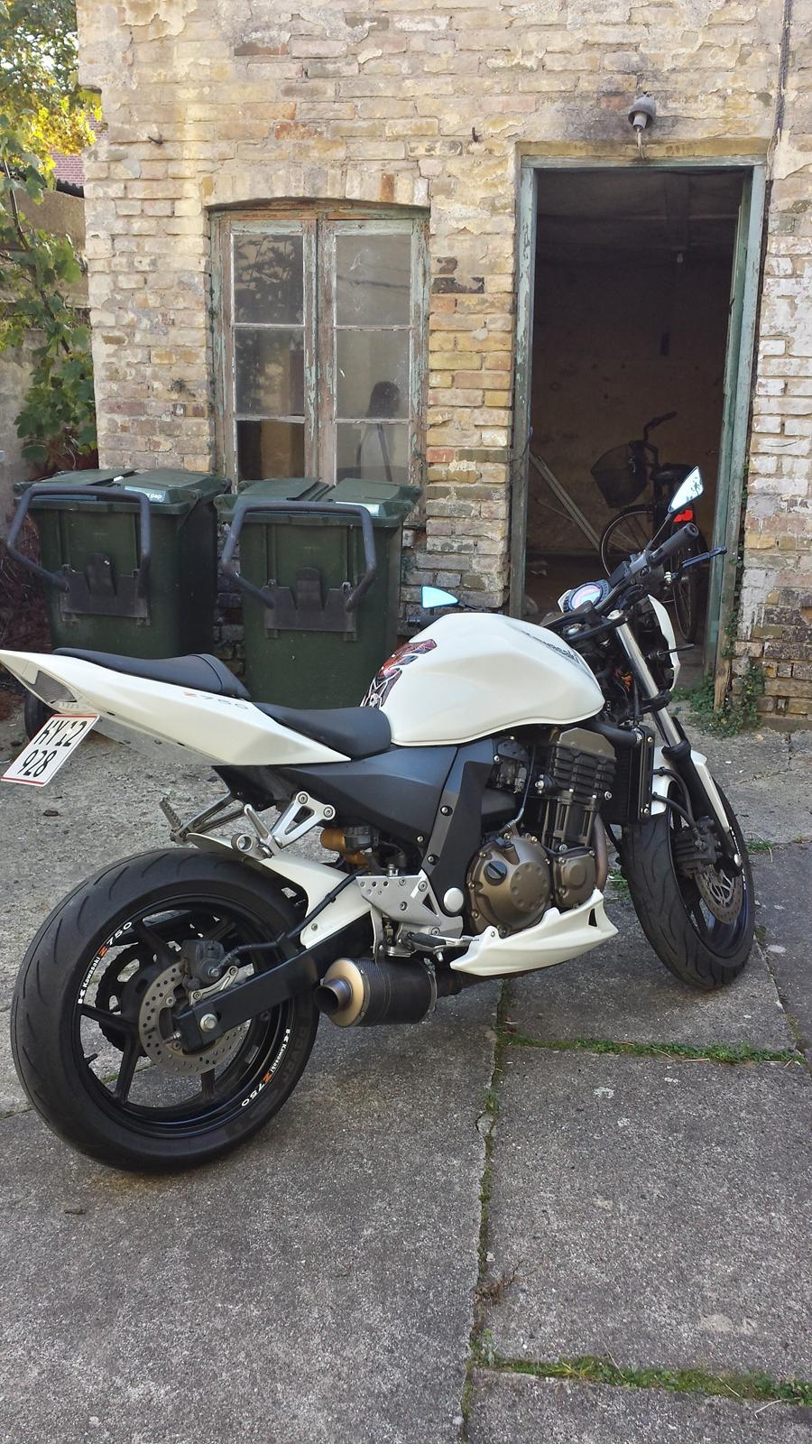 Kawasaki z750 [Solgt] billede 1