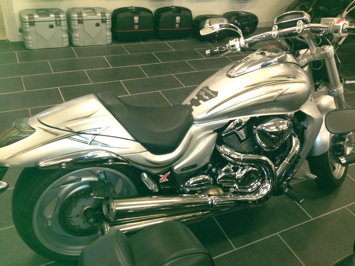 Suzuki Vzr 1800 billede 1