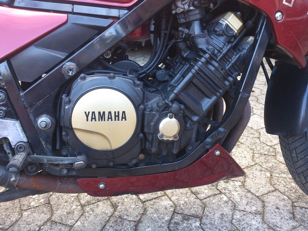 Yamaha FZ750 billede 5