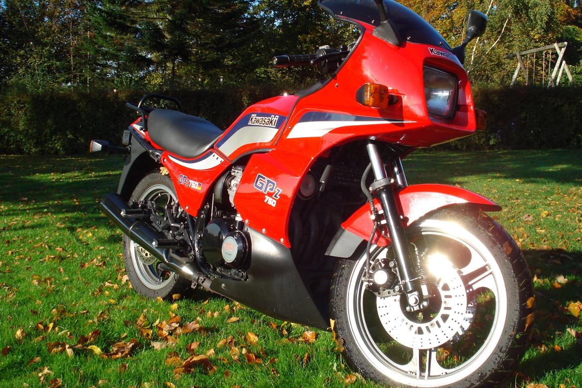 Kawasaki Kawasaki GPZ 750 **SOLGT** billede 5