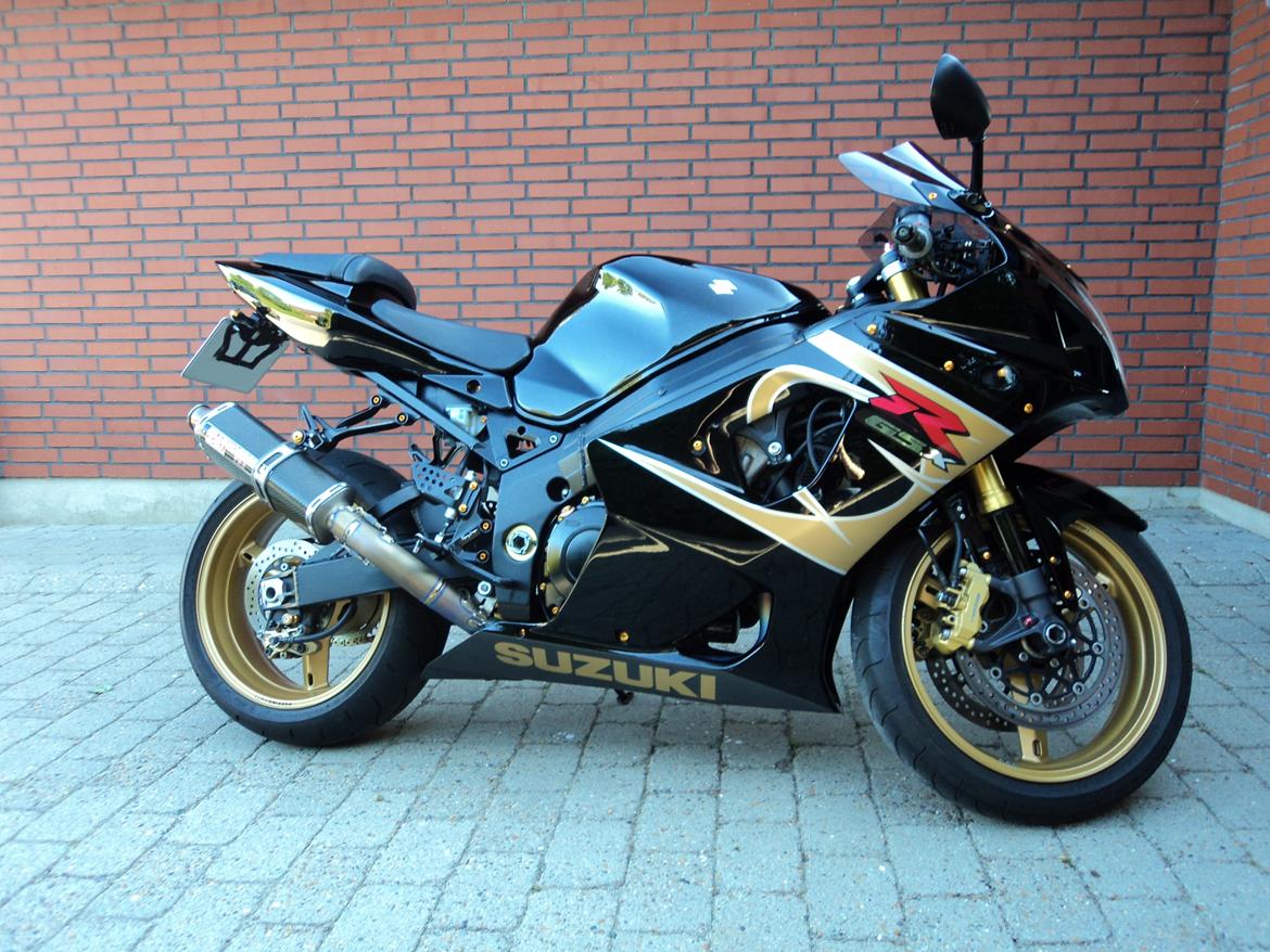 Suzuki GSX-R 1000 K3 (Totalskadet) billede 2