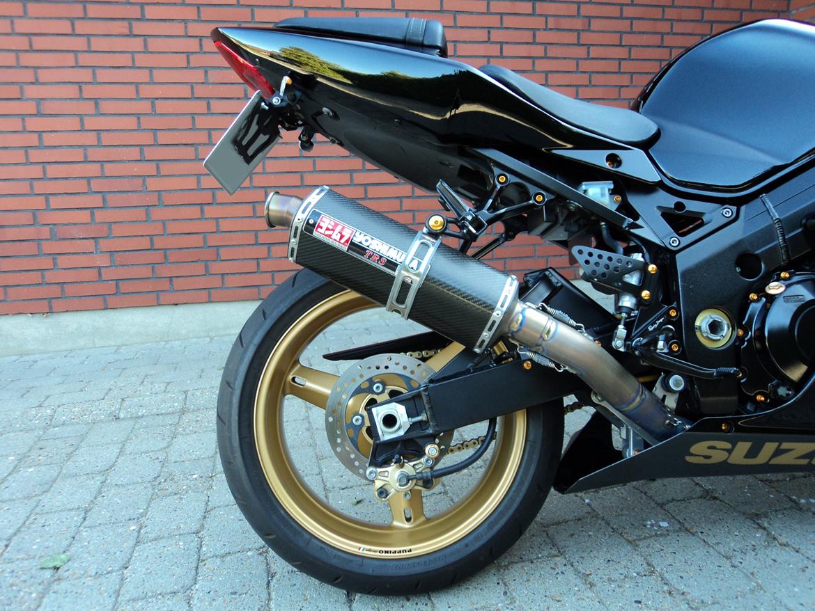 Suzuki GSX-R 1000 K3 (Totalskadet) billede 4