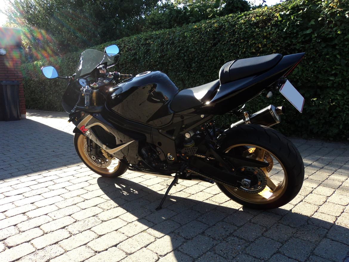 Suzuki GSX-R 1000 K3 (Totalskadet) billede 7