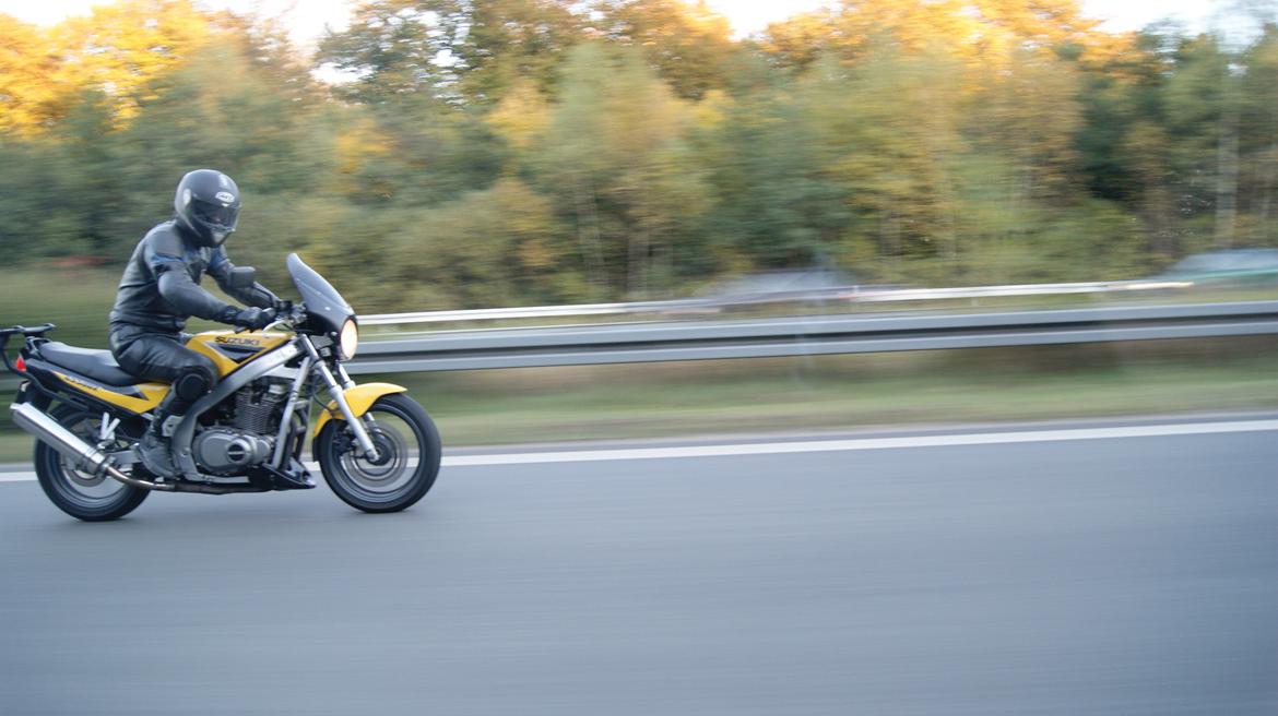 Suzuki GS 500 EU billede 3
