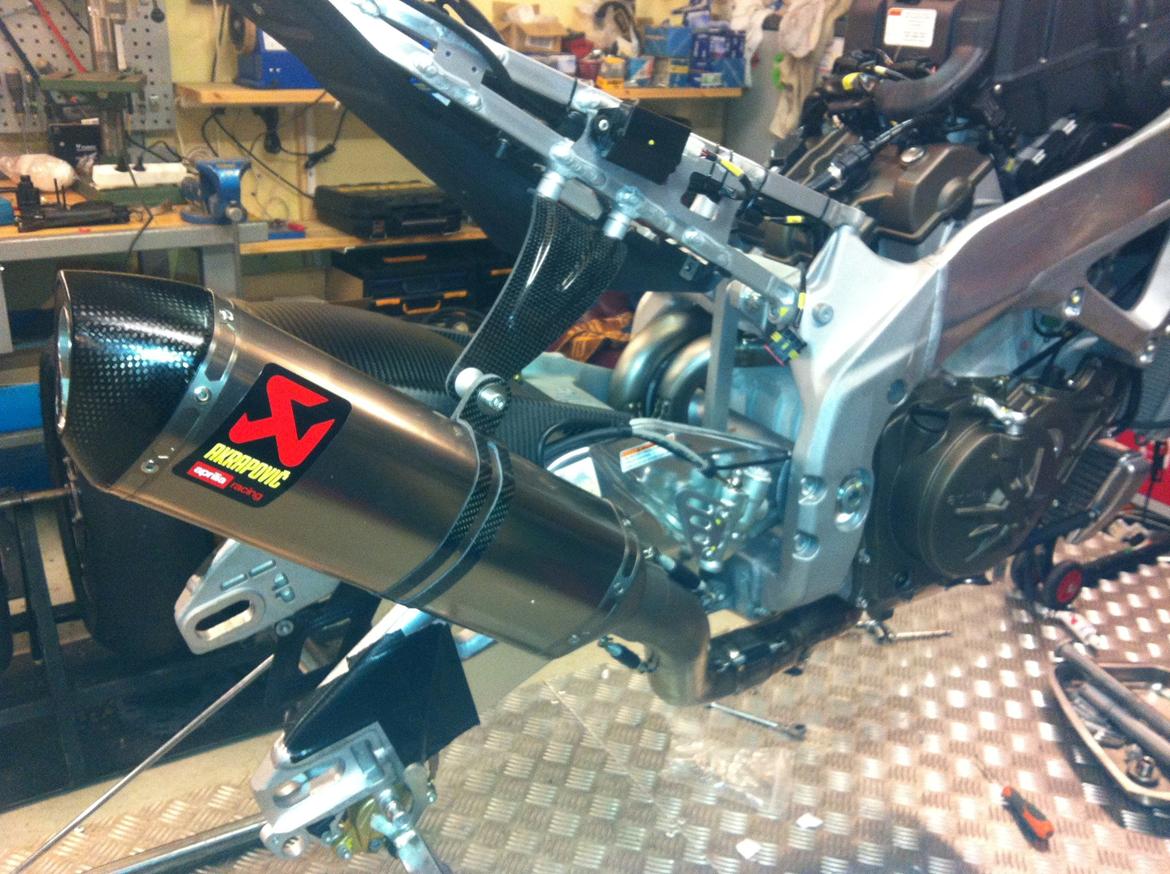 Aprilia A-RSV4 SBK-R EVO 1.1 billede 14