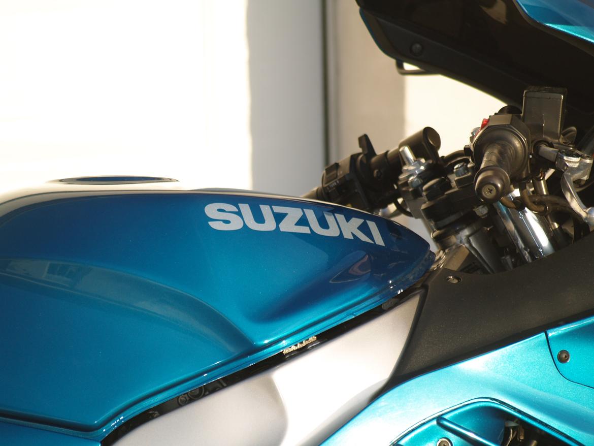 Suzuki RF600R *TIL SLAG* billede 10