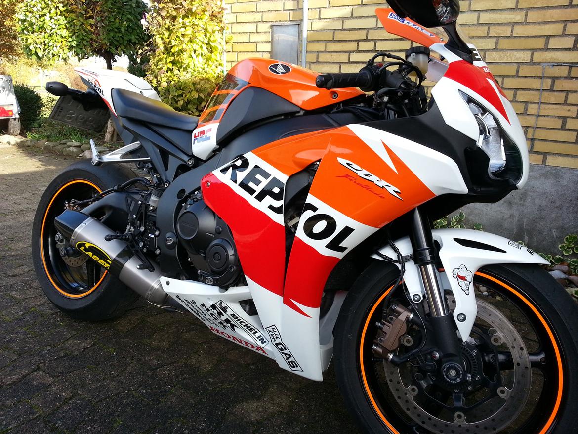 Honda CBR1000RRA billede 2