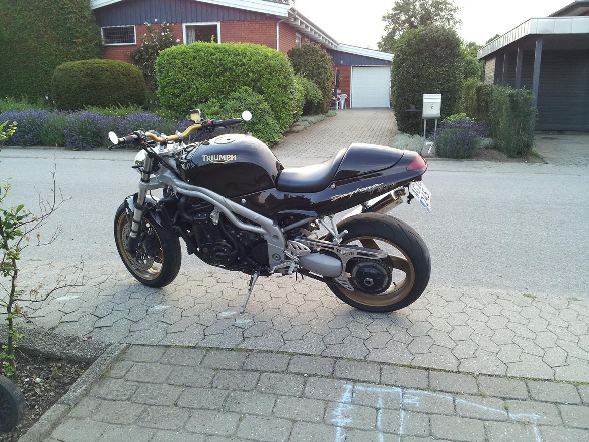 Triumph Daytona-ST. T595/955 Solgt billede 7