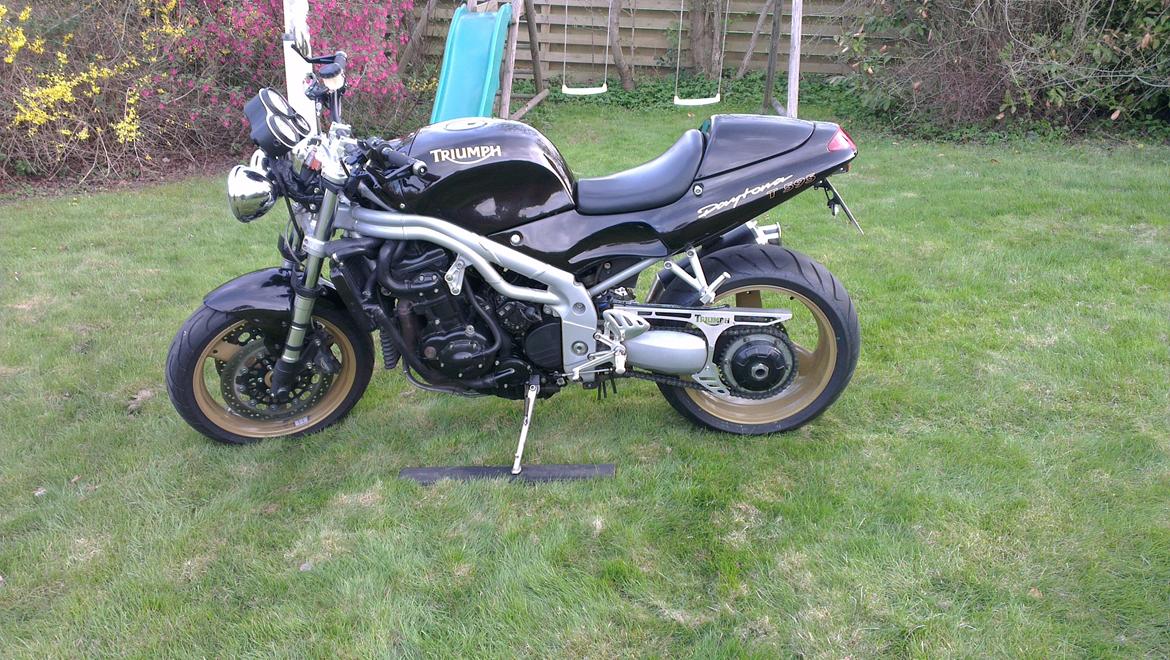 Triumph Daytona-ST. T595/955 Solgt billede 12