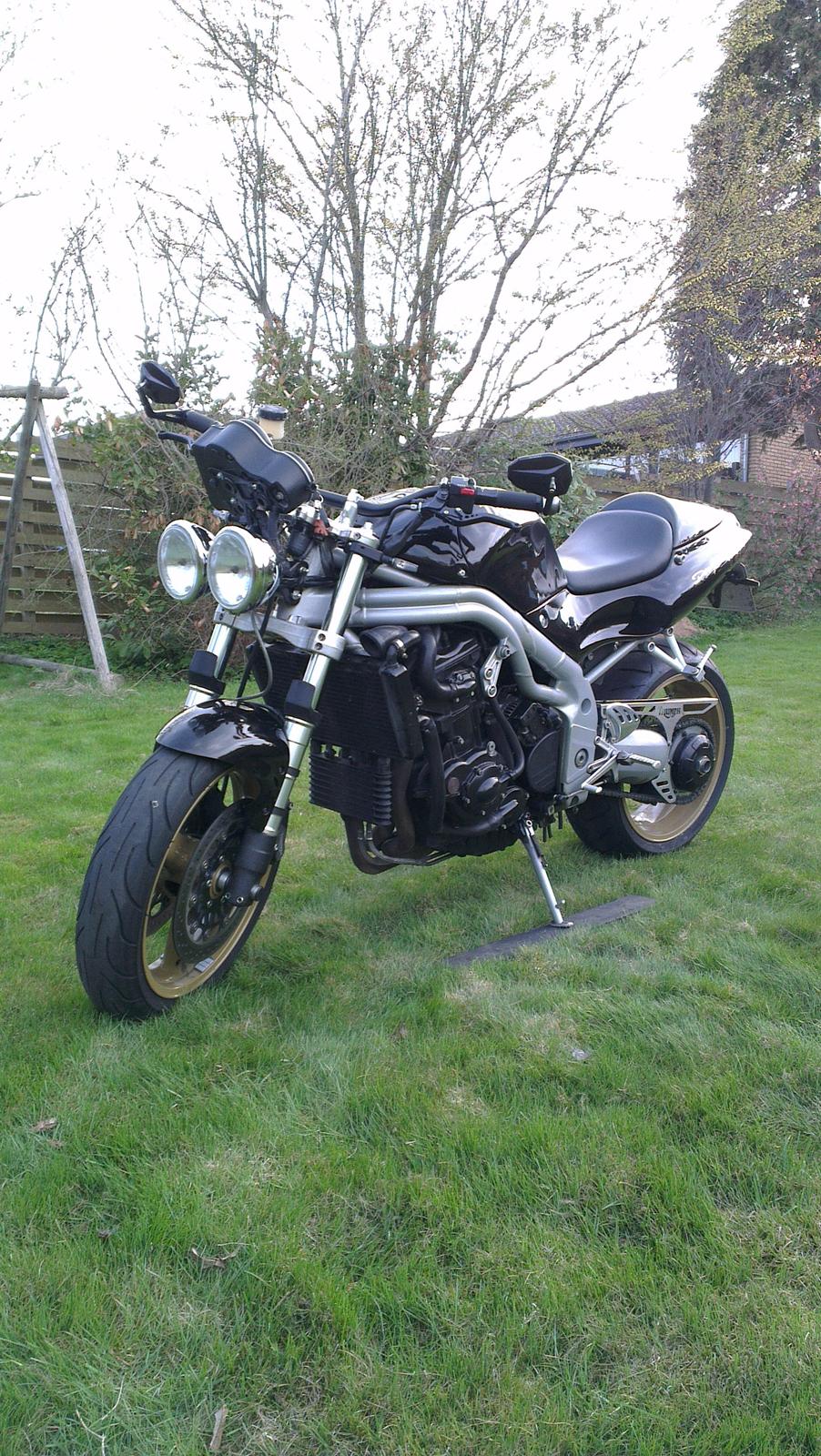 Triumph Daytona-ST. T595/955 Solgt billede 14