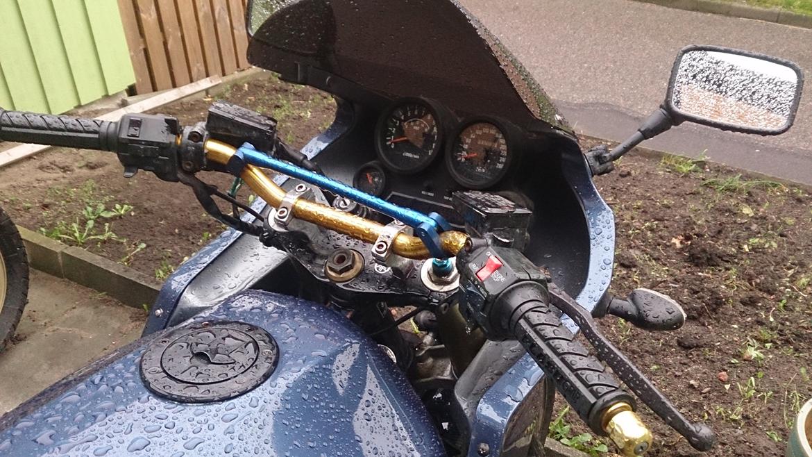 Kawasaki GPZ900R - SOLGT d. 8/12-2013 - Superbike-lenker billede 2