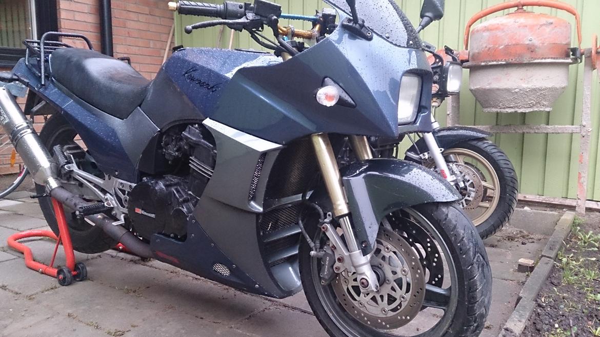 Kawasaki GPZ900R - SOLGT d. 8/12-2013 - R1 USD-gafler billede 3