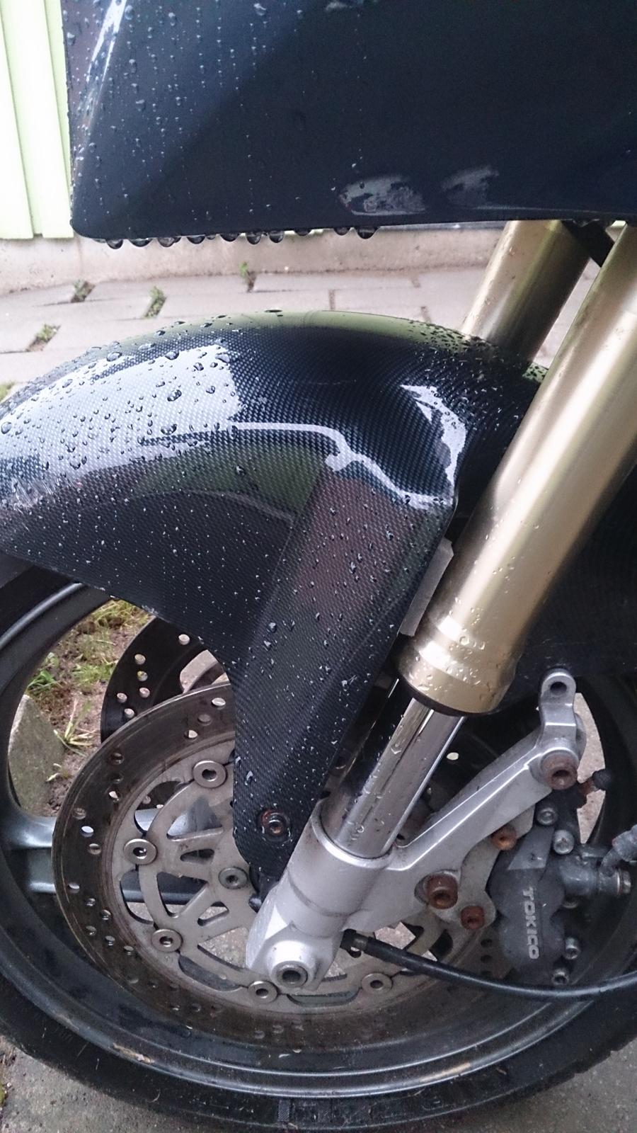 Kawasaki GPZ900R - SOLGT d. 8/12-2013 - Carbon forskærm billede 8