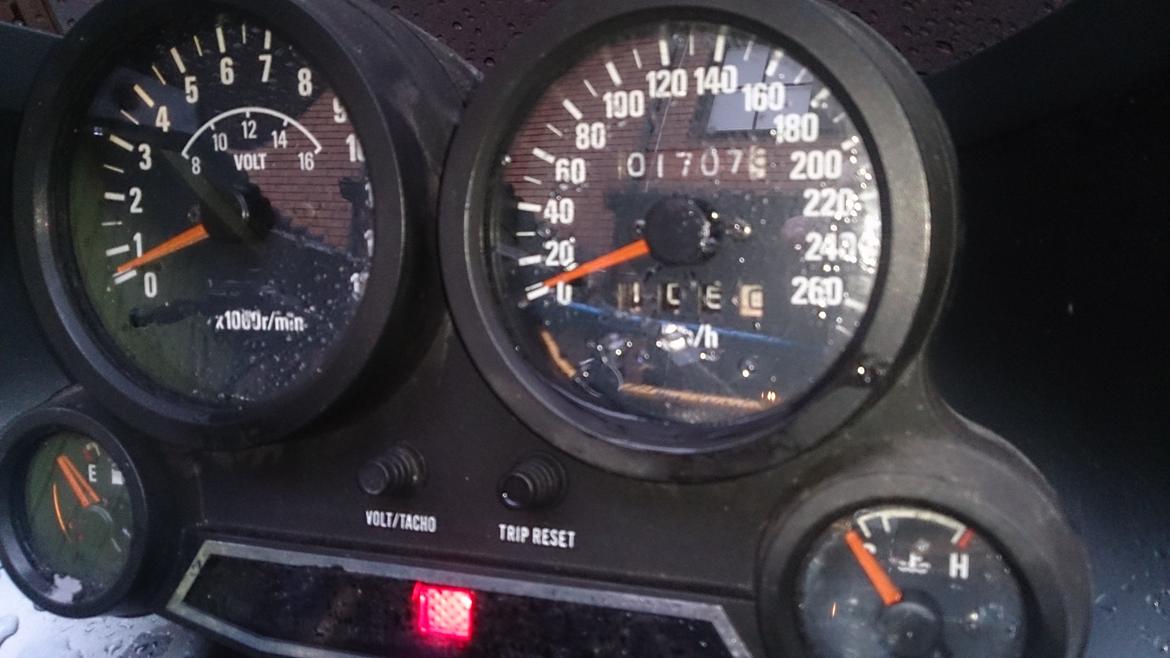 Kawasaki GPZ900R - SOLGT d. 8/12-2013 - Cyklen har altså gået 52000 km billede 12