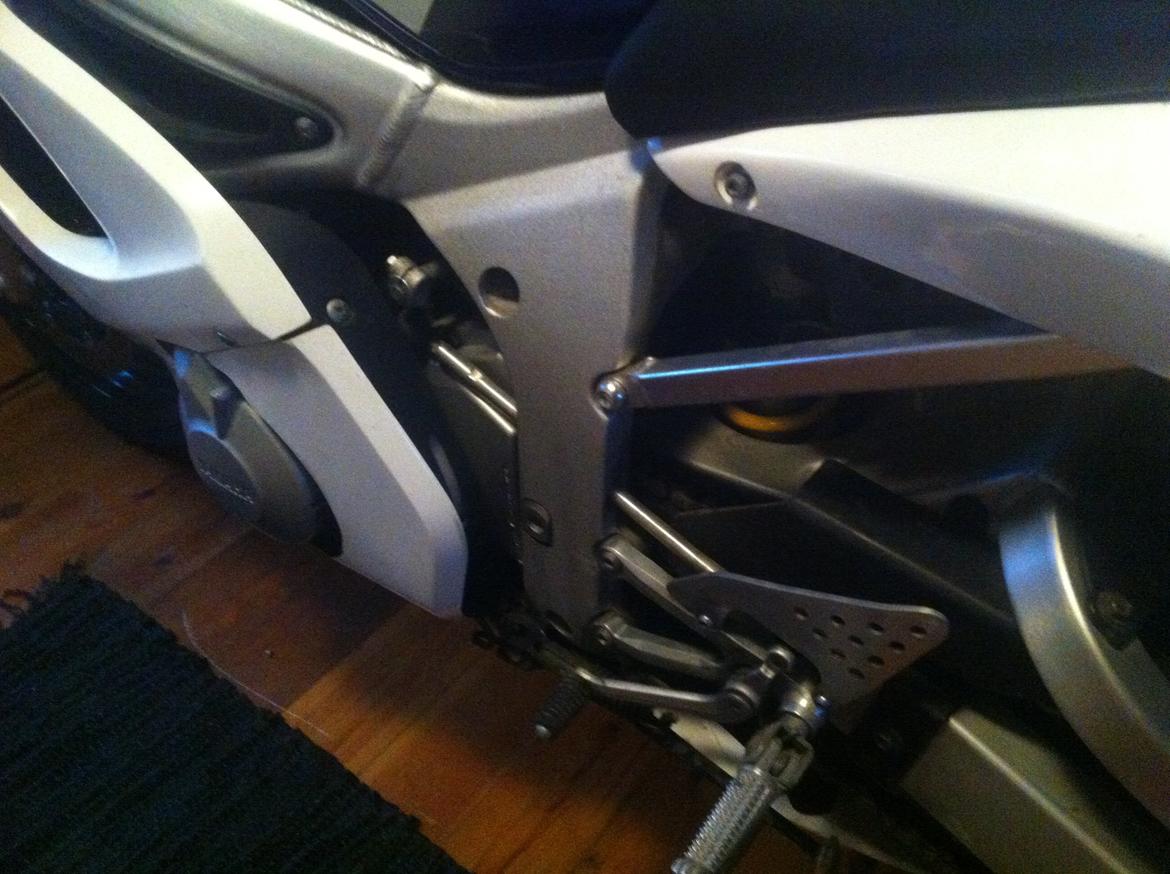 Yamaha YZF R6 billede 8