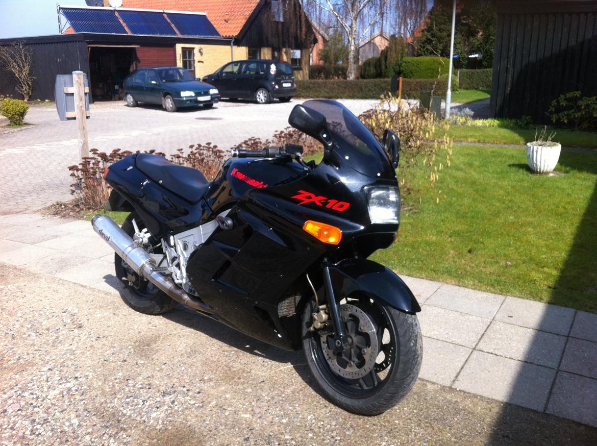 Kawasaki zx 10 Tomcat - Efter en tur hos maleren billede 4