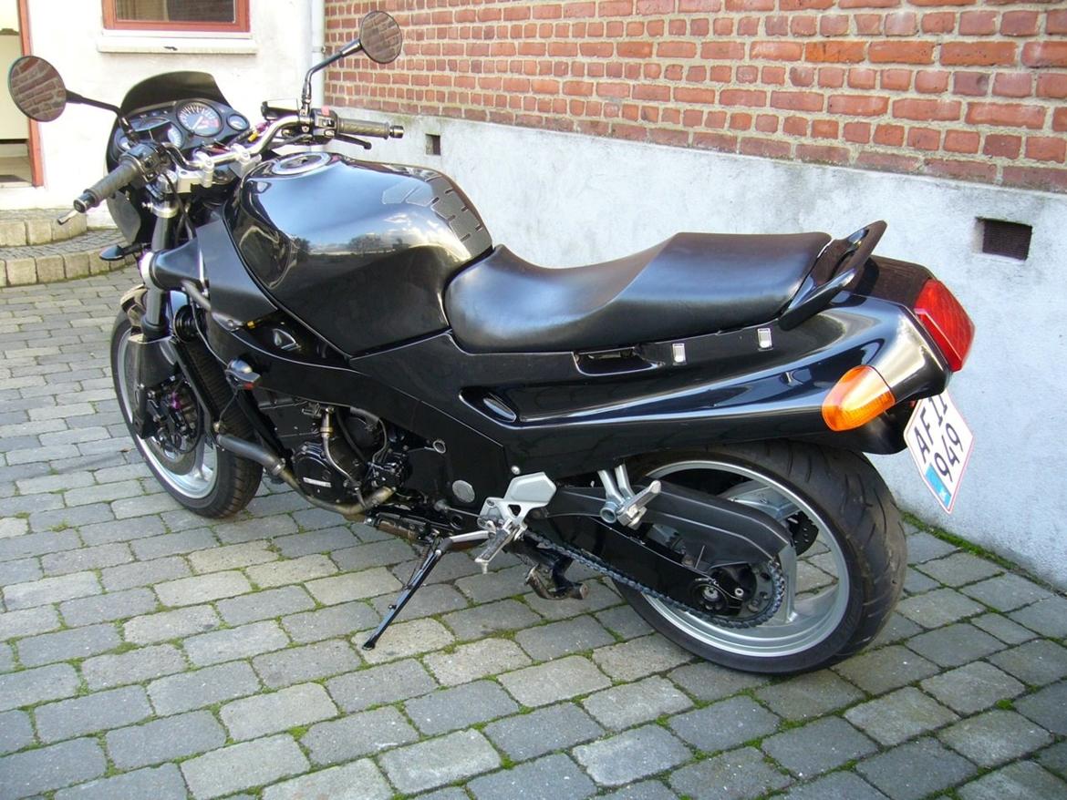 Kawasaki ZZR1100 billede 4