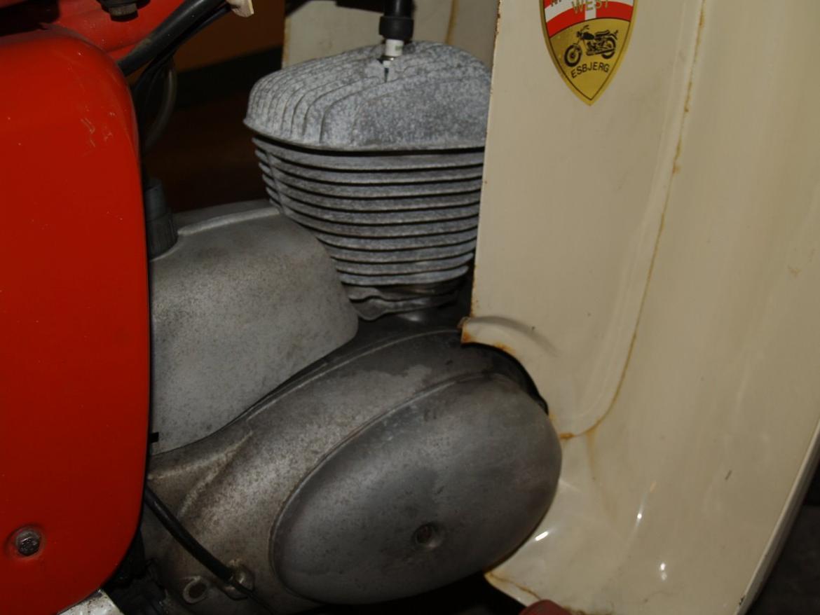 MZ ES 150 Sport - Den gamle kaburator er gemt godt væk - Den er heller ikke ret god... billede 2